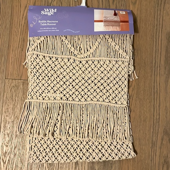 BNWT Wild Sage macrame runner (14”x90”) - Picture 2 of 4